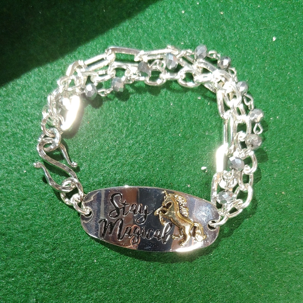 Bracelet